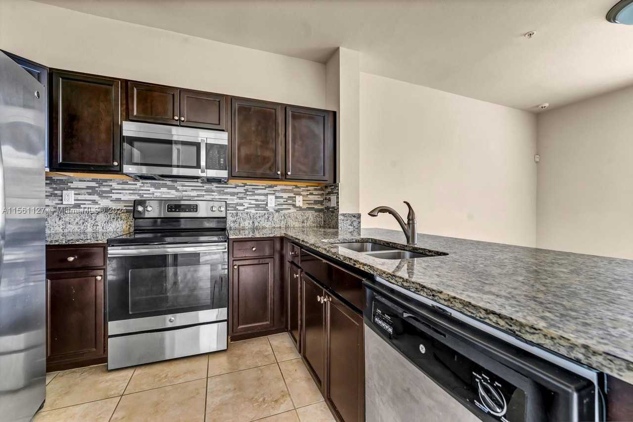 fiji - Photo 3 of 10