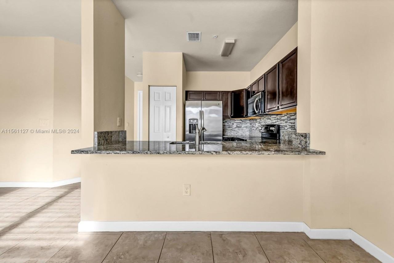 fiji - Photo 4 of 10