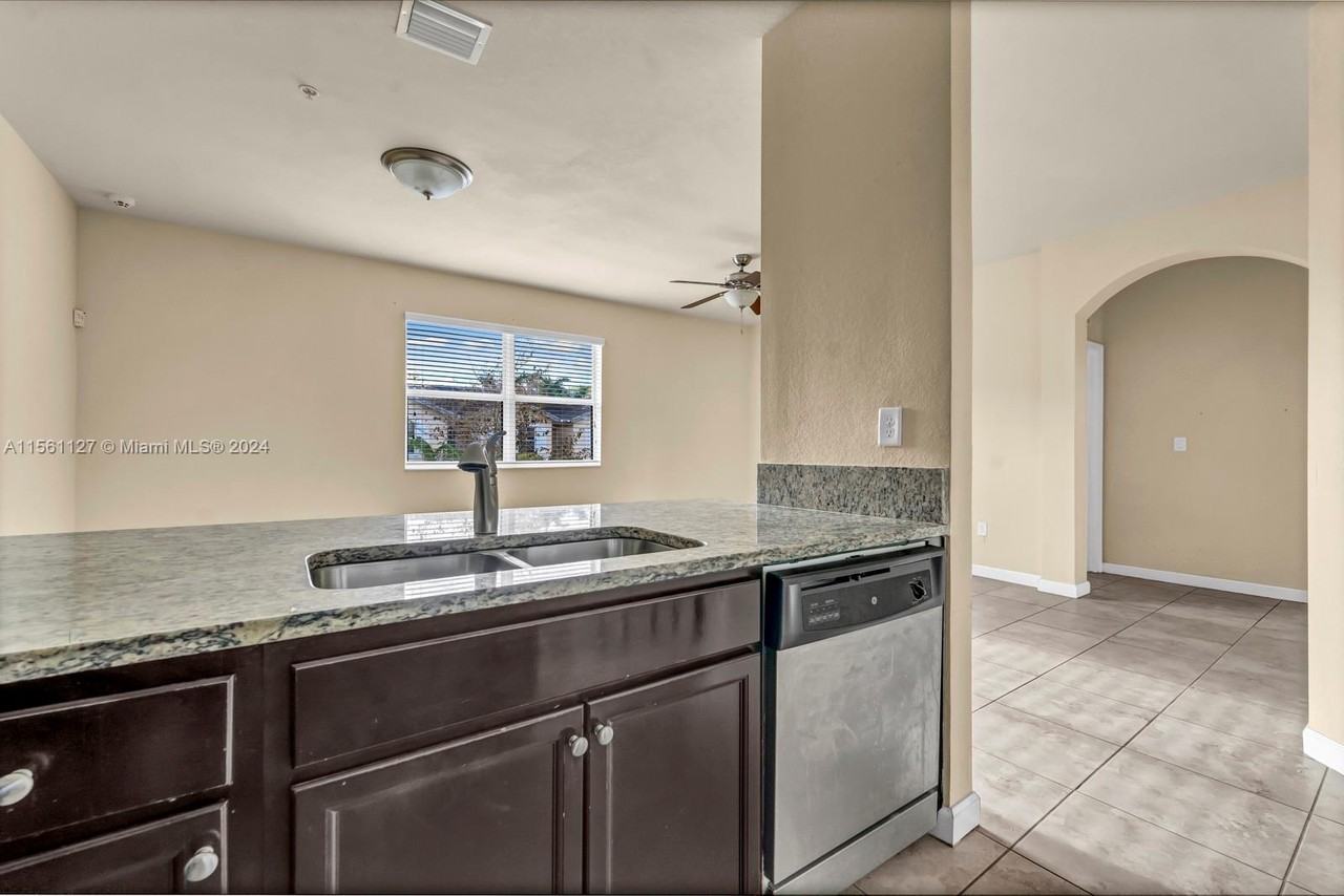 fiji - Photo 5 of 10