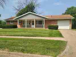 featured image of 3705 Elm Dr