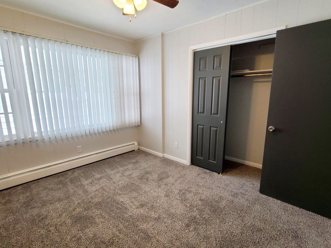 Elm Village Apartments - Photo 5 of 7