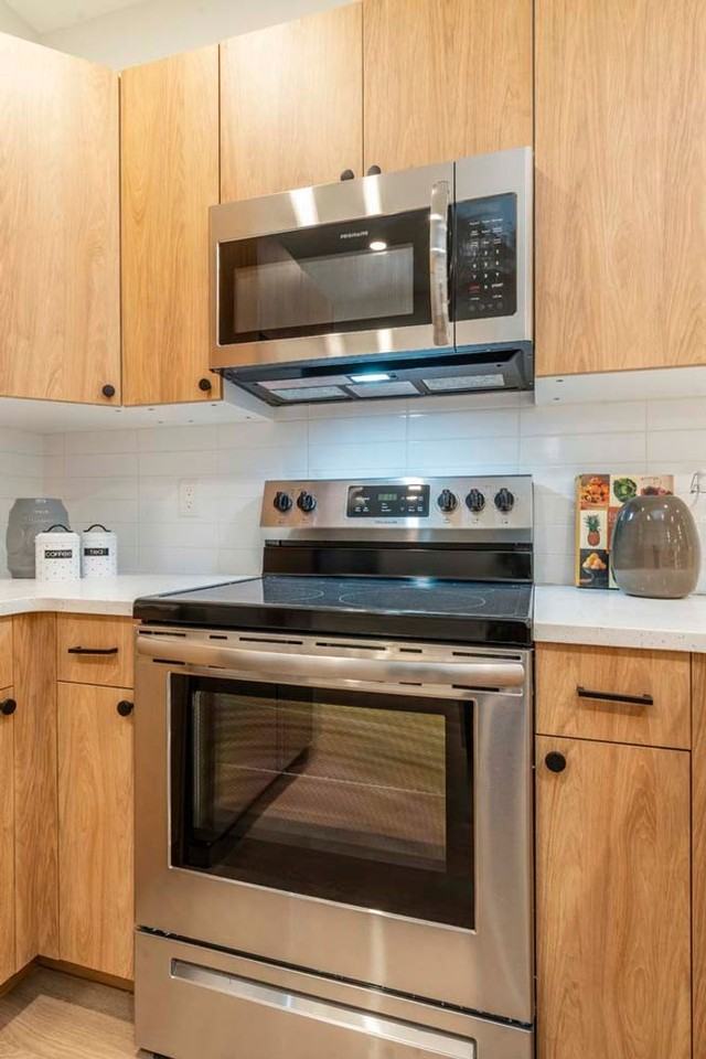 Chelten Terminal - Photo 7 of 32