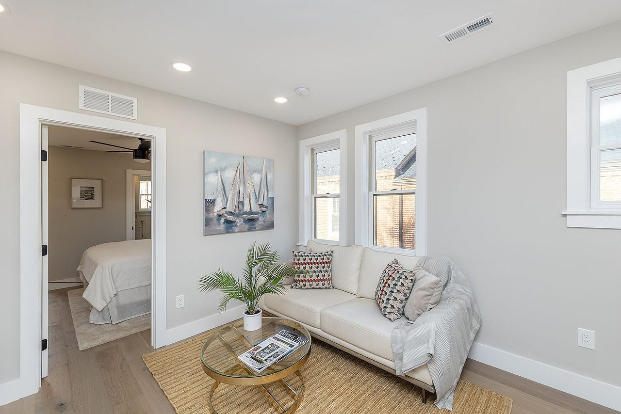 125 S Braddock St #202 - Photo 3 of 15