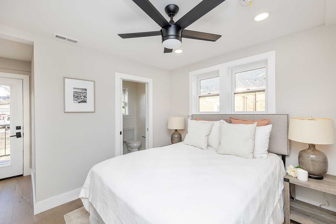 125 S Braddock St #202 - Photo 6 of 15