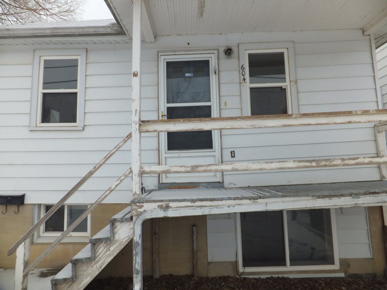 604 Ridge Ave #604 - Photo 3 of 32