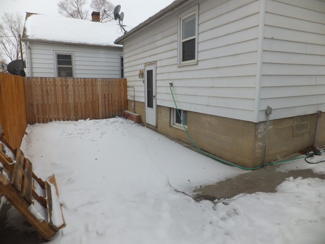 604 Ridge Ave #604 - Photo 4 of 32