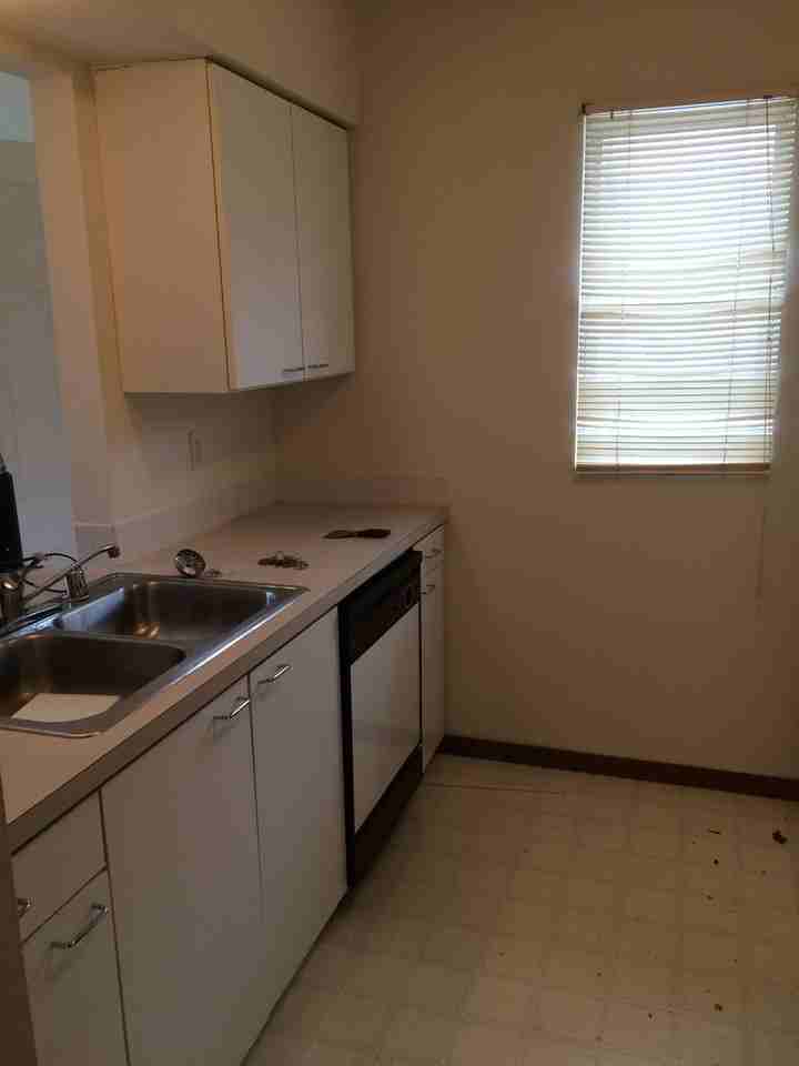California Apartments - Photo 2 of 14