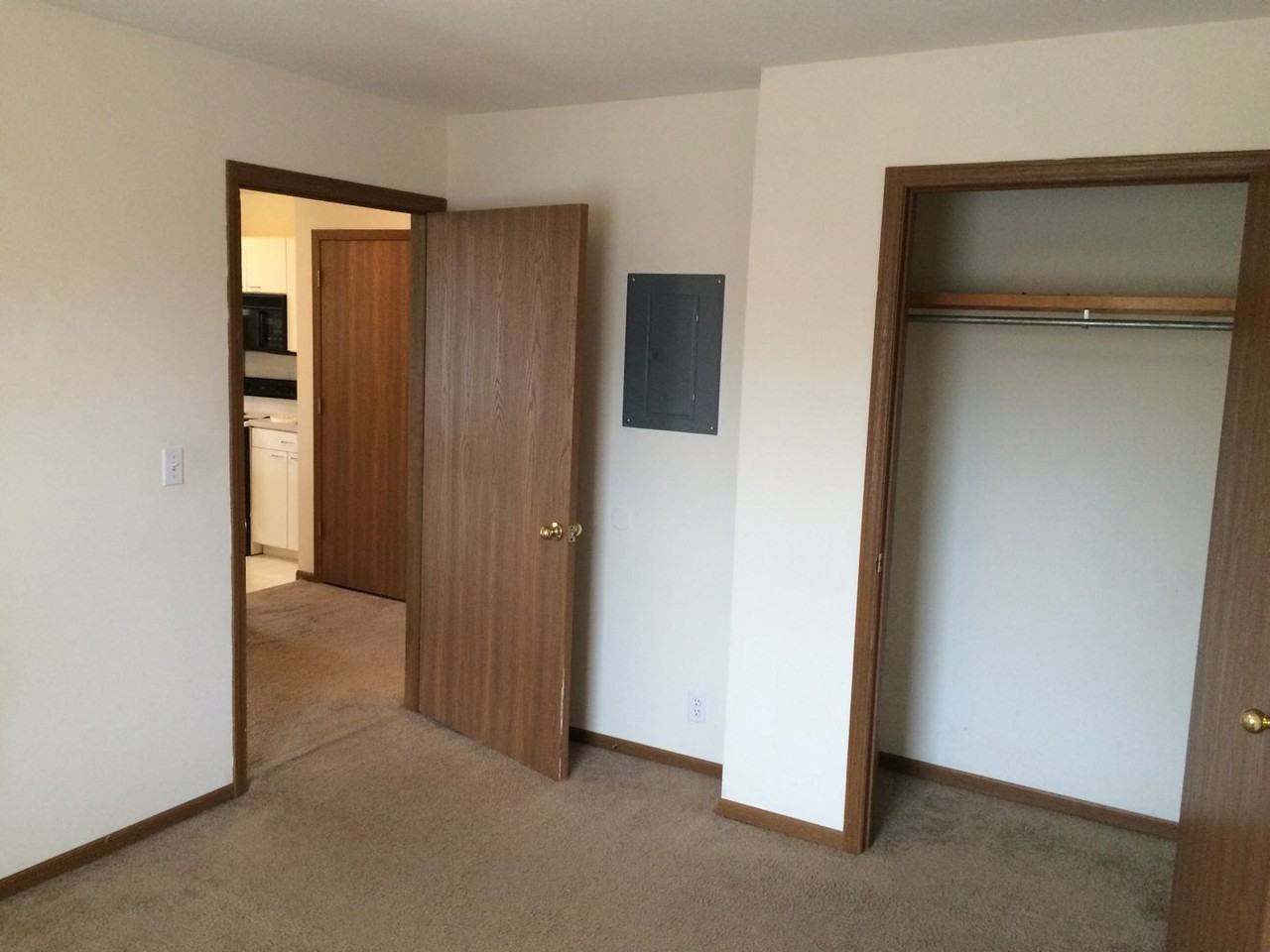 California Apartments - Photo 7 of 14