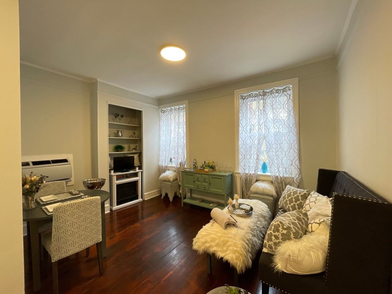 1127 Spruce  - McCarthy - Photo 2 of 25