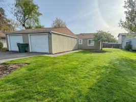 featured image of 372 Annette Ct Ne