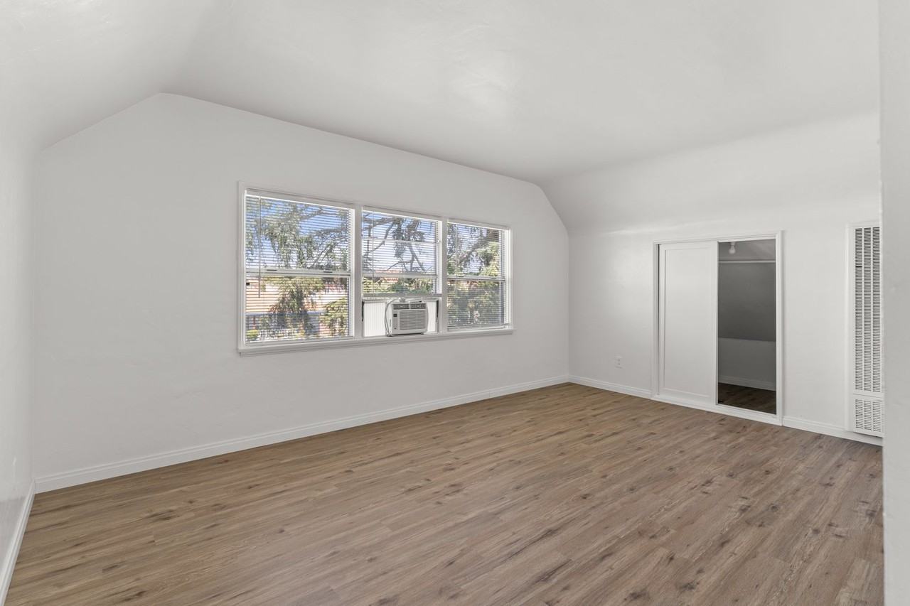 34503456 Santa Ana Street 3450 Santa Ana St, South Gate, CA 90280