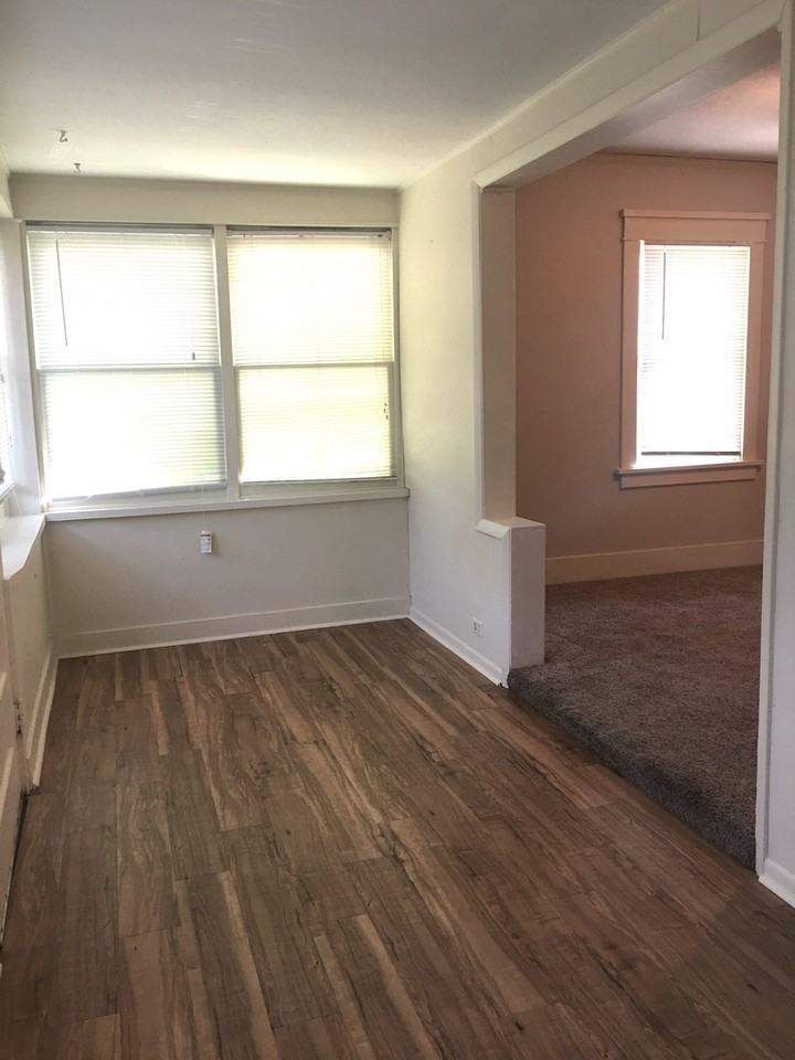2015 7th Ave - Photo 2 of 11