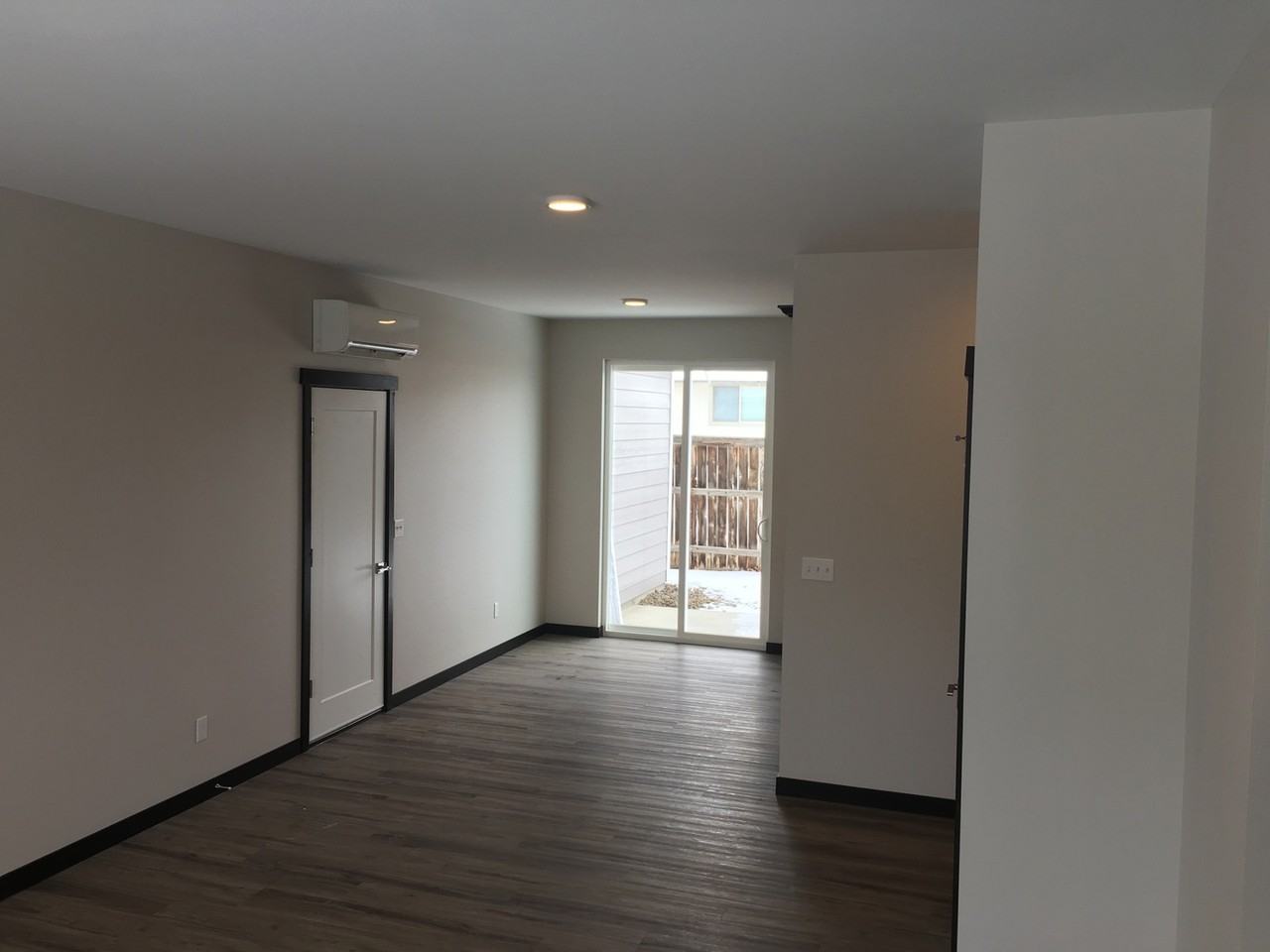 2300 N Landon Ln - Photo 5 of 35