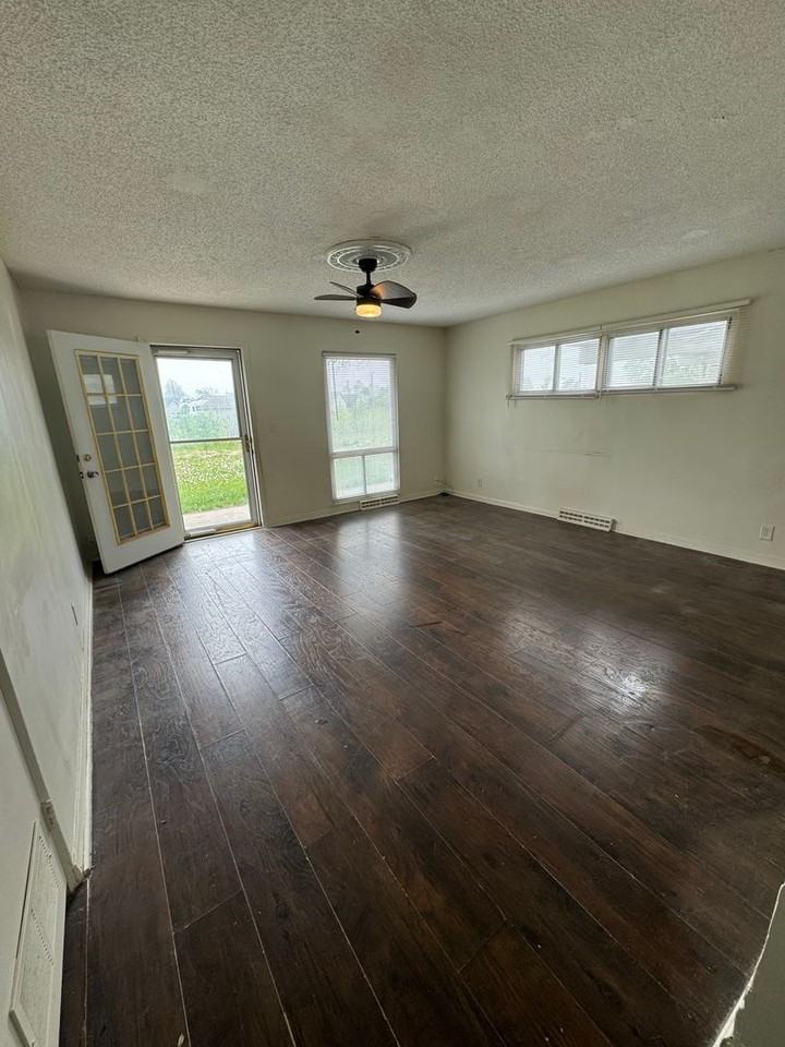 7132 Sw Lario Ln - Photo 2 of 13