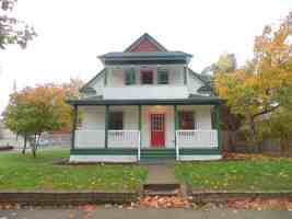featured image of 3201 W 4th Ave