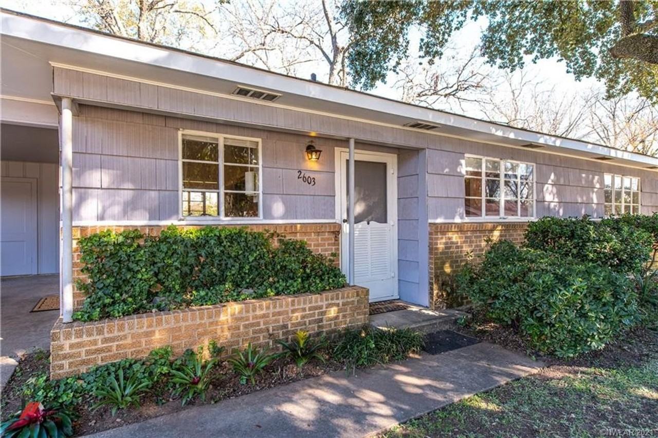 2603 West Cavett Drive - Photo 3 of 11