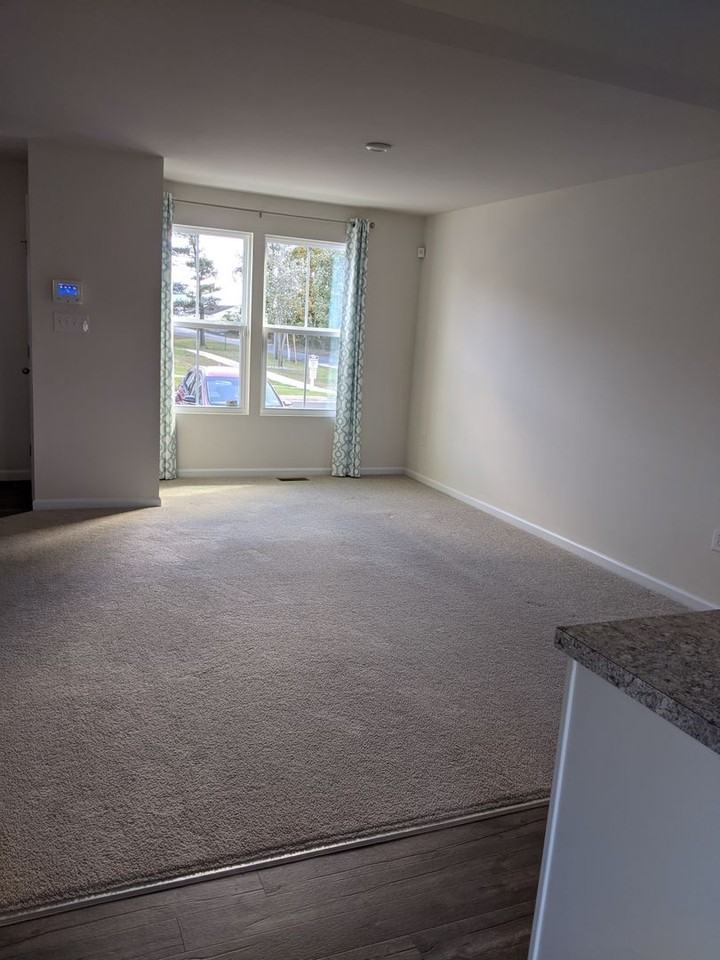 28963 Saint Thomas Blvd - Photo 3 of 13