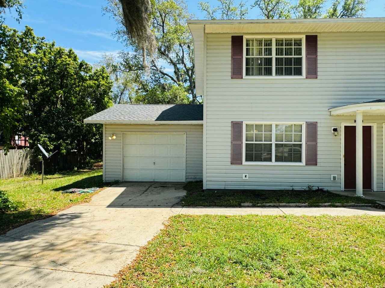 3820 Red Oak Ct - Photo 2 of 24