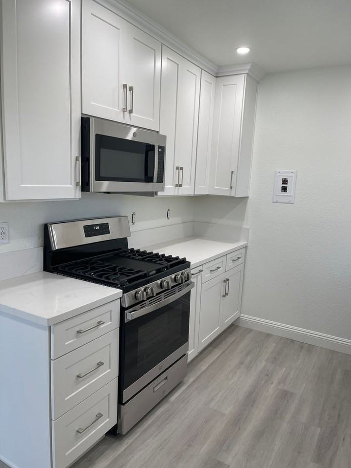 The Shade Tree Apartments - Photo 4 of 24