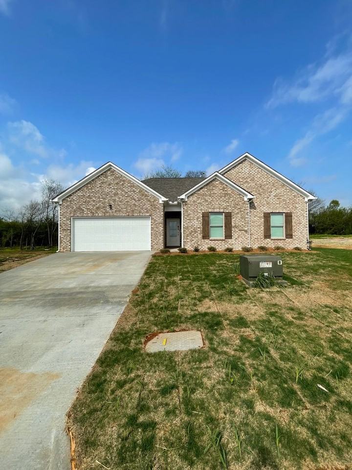 275 Keswick Dr - Photo 2 of 41