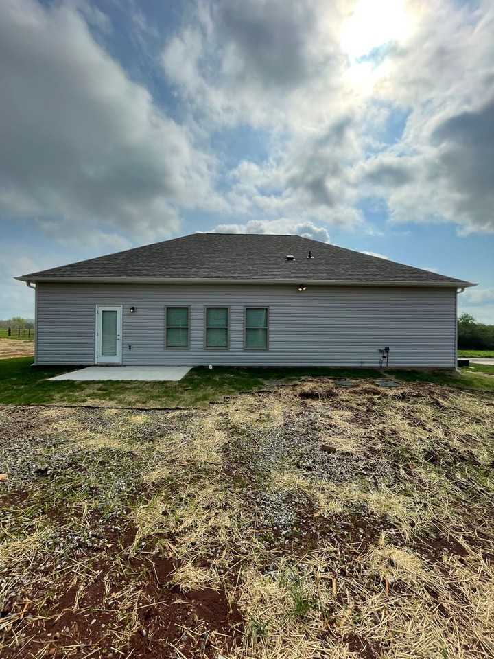 275 Keswick Dr - Photo 3 of 41