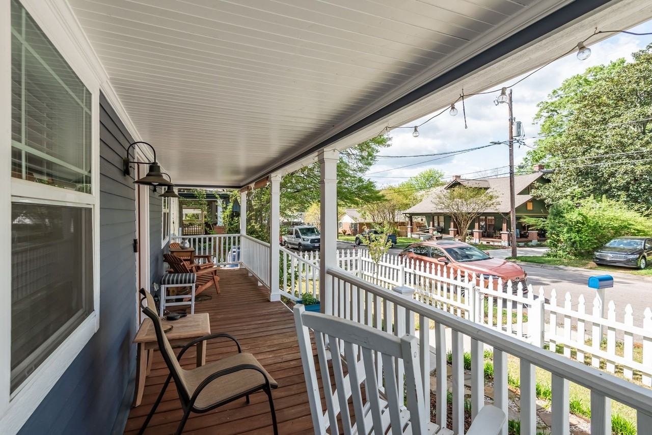 1021 Moreland Ave - Photo 2 of 22