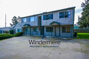 featured image of 865 N Oak Harbor St