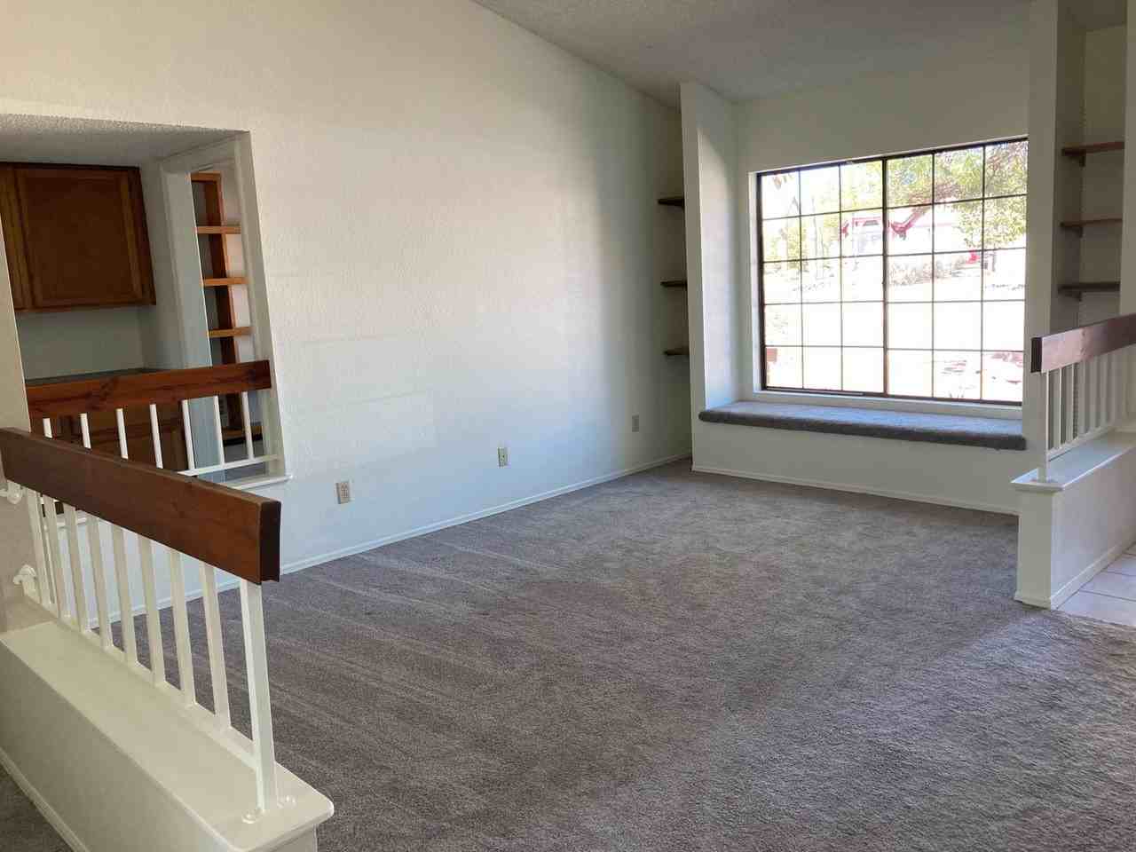 4341 W Viewpointe Pl - Photo 3 of 16