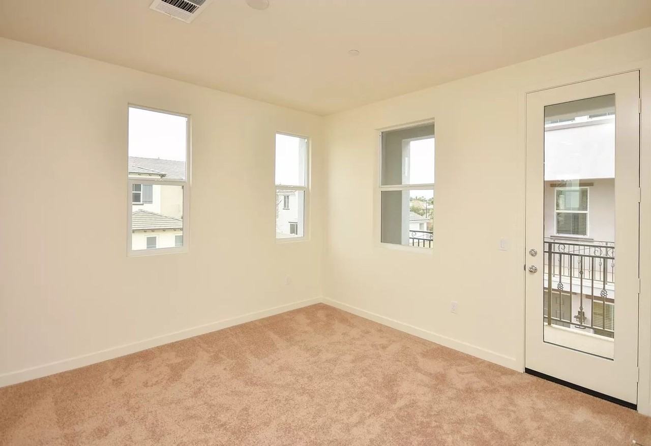 4246 Mission Ranch Way - Photo 7 of 15