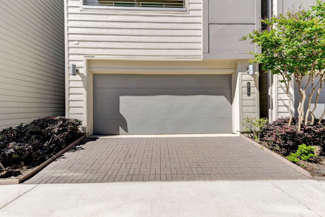 2719 Eado Edge Ct - Photo 3 of 23