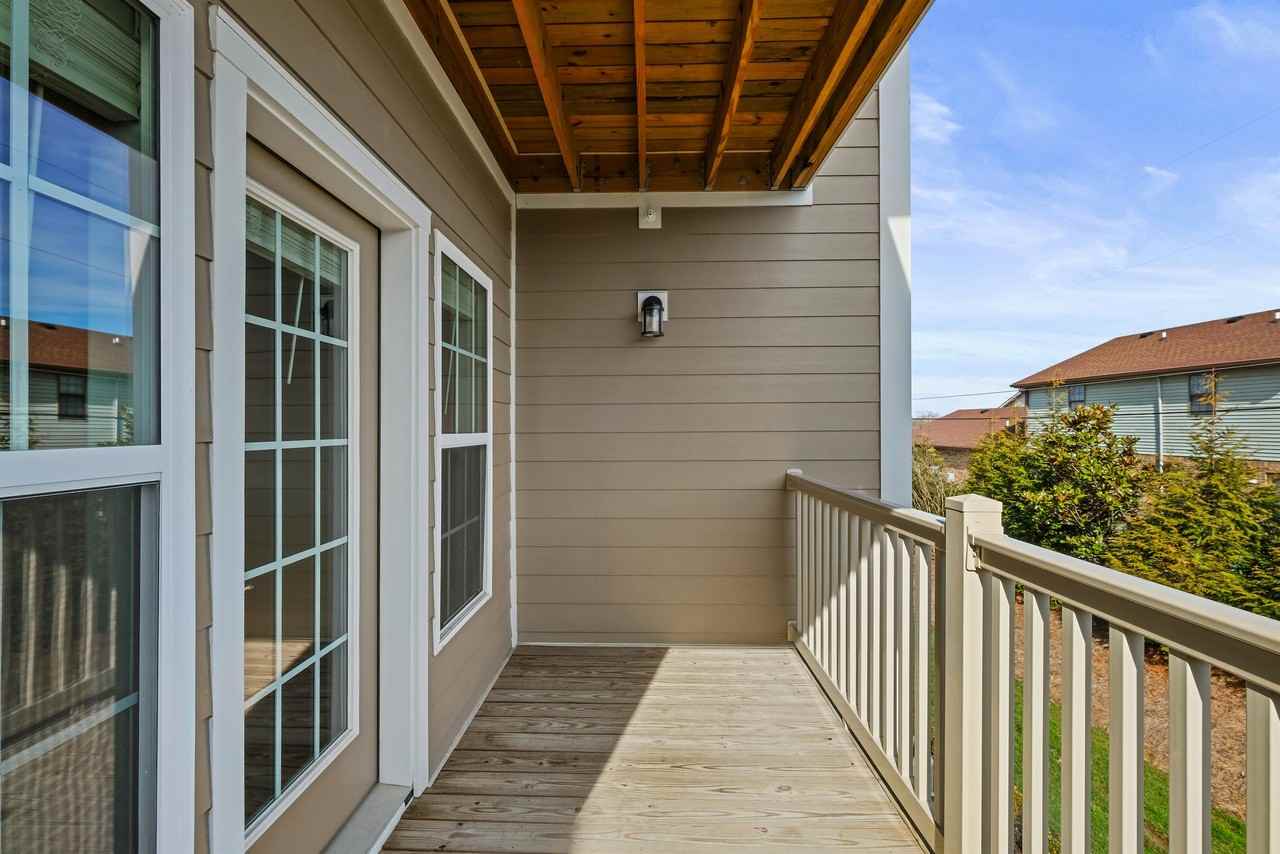 Toshiba Drive #212 - Photo 5 of 20