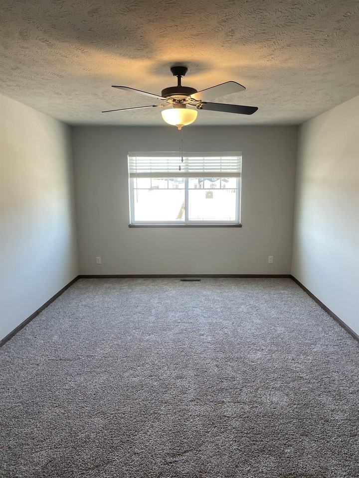 9235 Peregrine Rd #1 - Photo 2 of 31