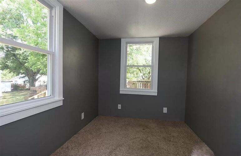 10 N Acres Dr #1 - Photo 5 of 15