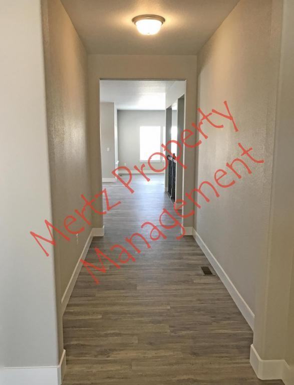 8975 Backgammon Dr - Photo 6 of 50