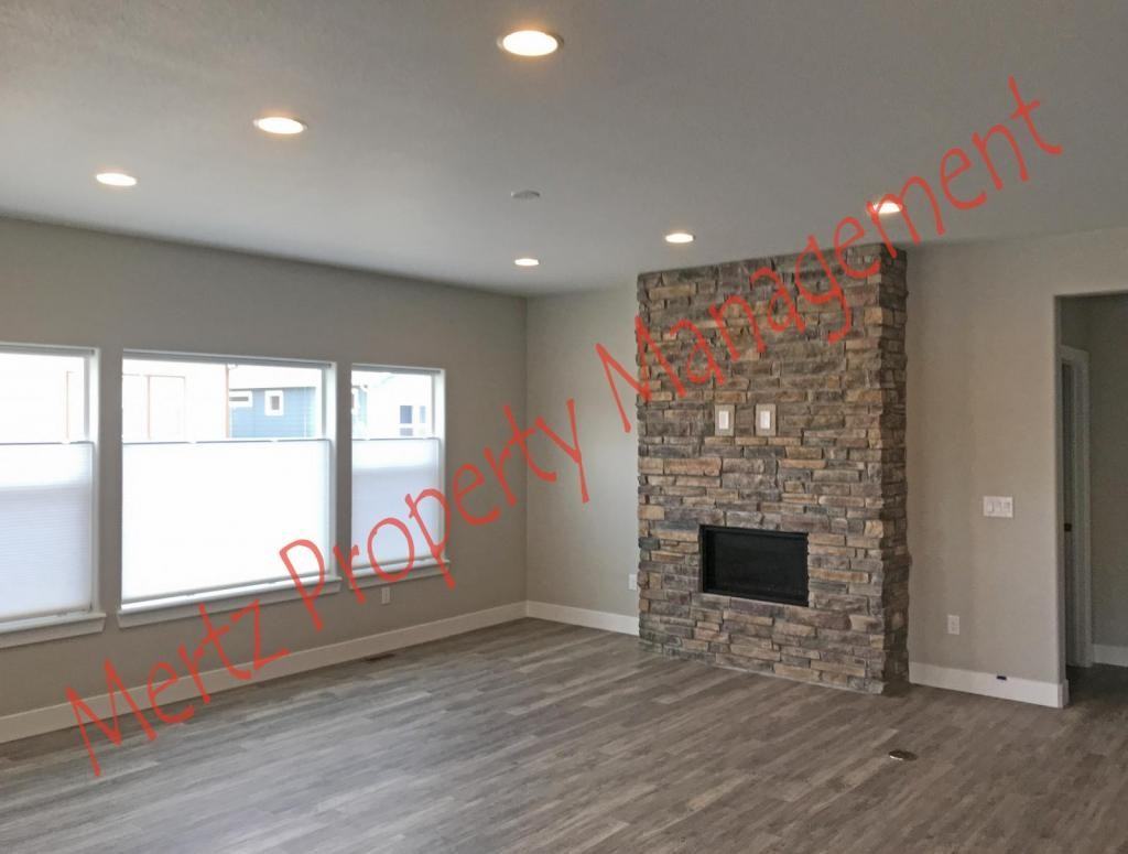 8975 Backgammon Dr - Photo 7 of 50