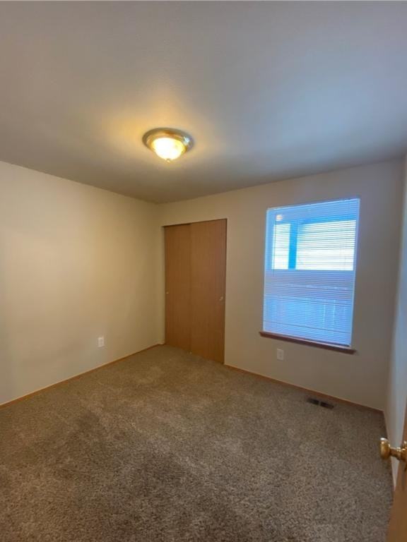 2367 Mcdonald Ave - Photo 7 of 12