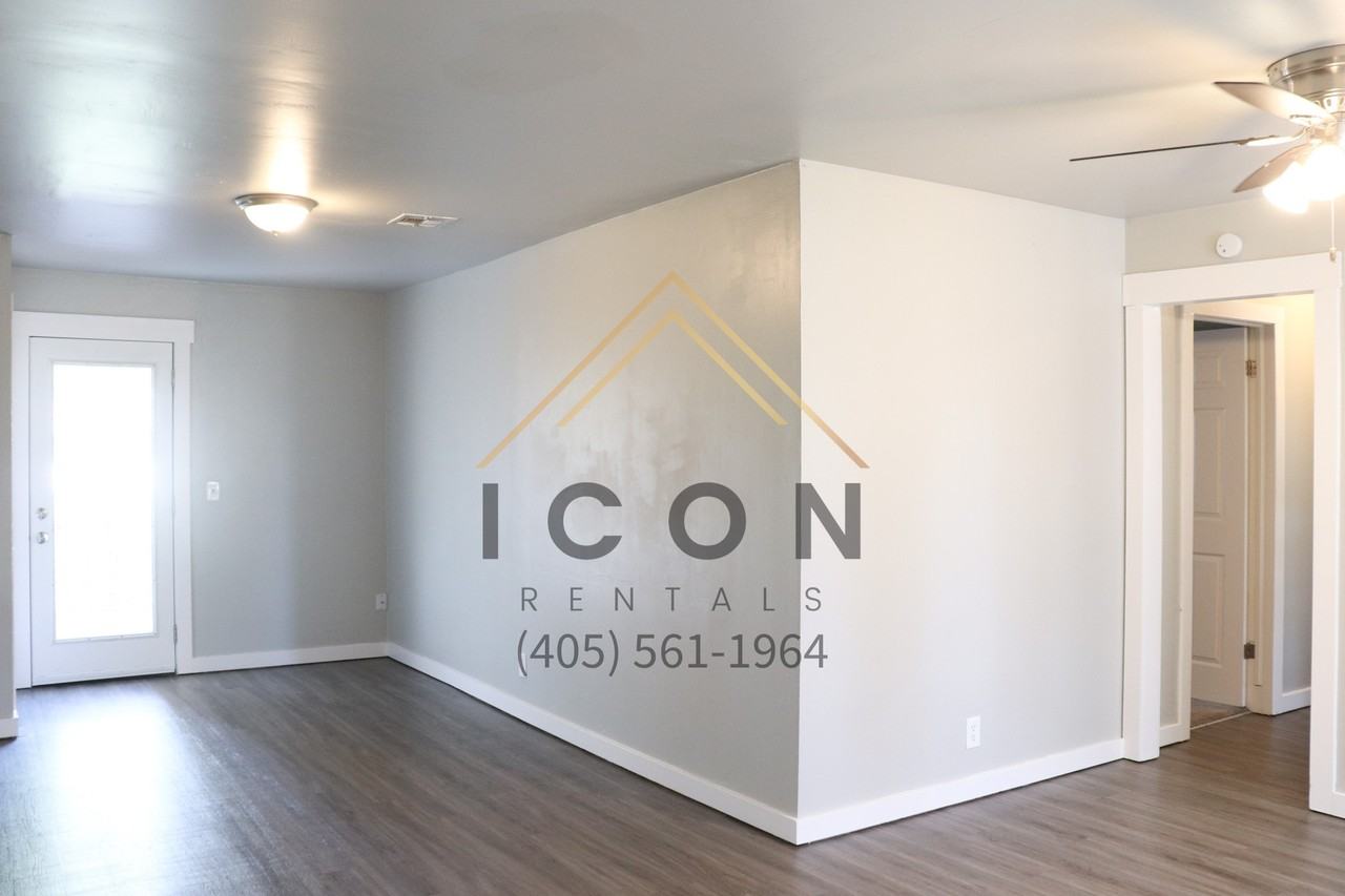 4721 W Park Pl - Photo 2 of 27