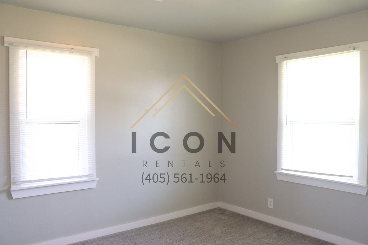 4721 W Park Pl - Photo 3 of 27