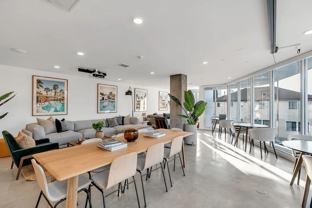 Solaire Oxford - Photo 1 of 1