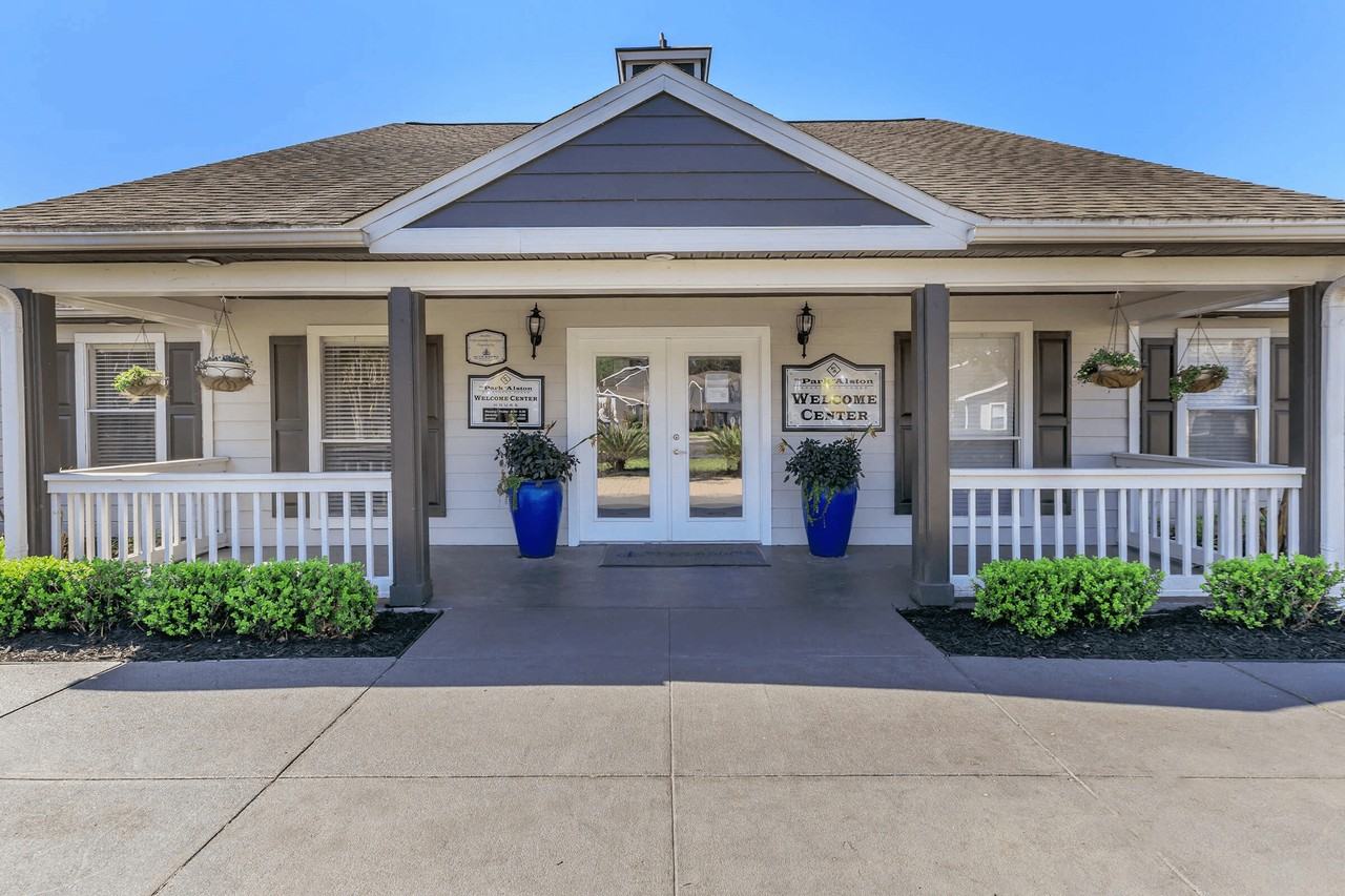 The Park at Alston - Photo 3 of 50