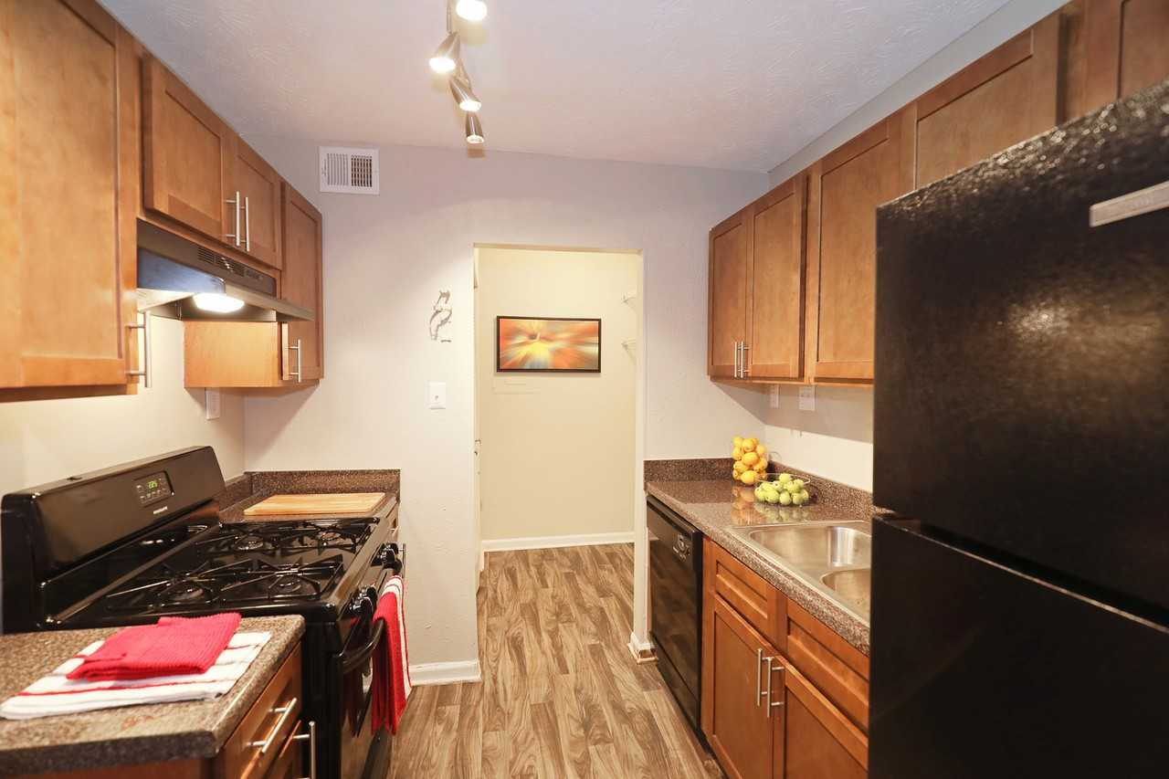 The Park at Palatine - Photo 7 of 50