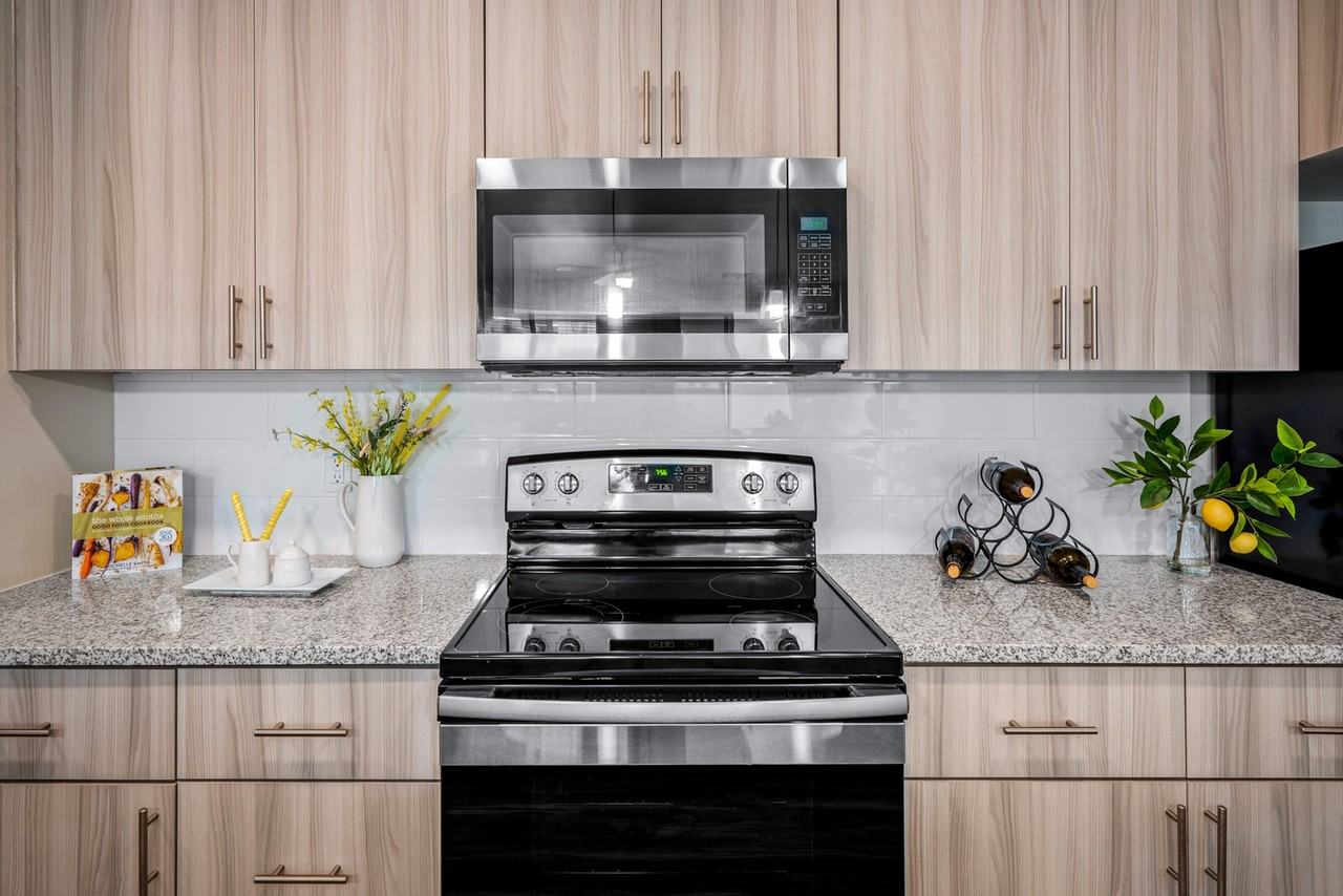 Acero Cooley Station - Photo 4 of 33