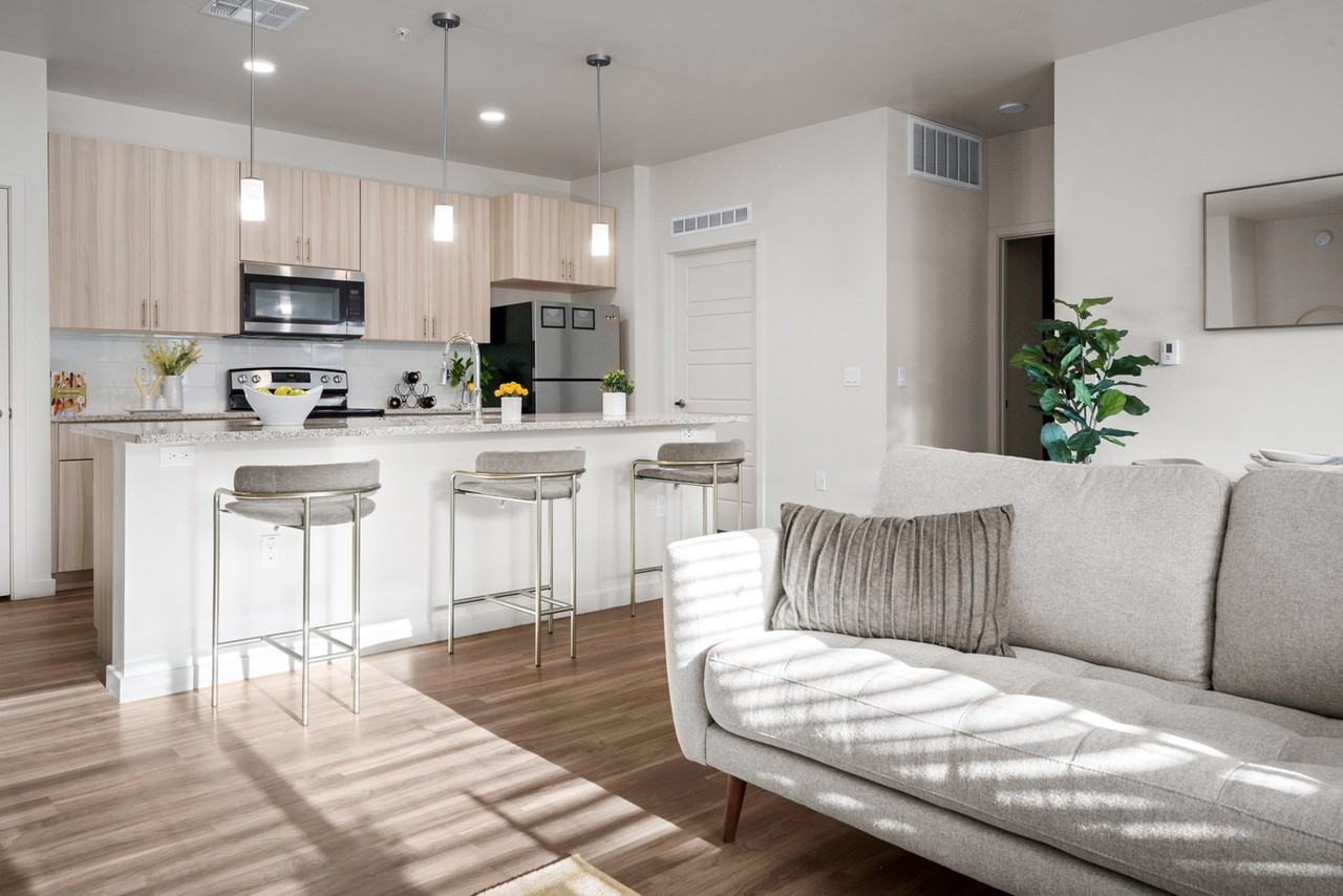 Acero Cooley Station - Photo 7 of 33