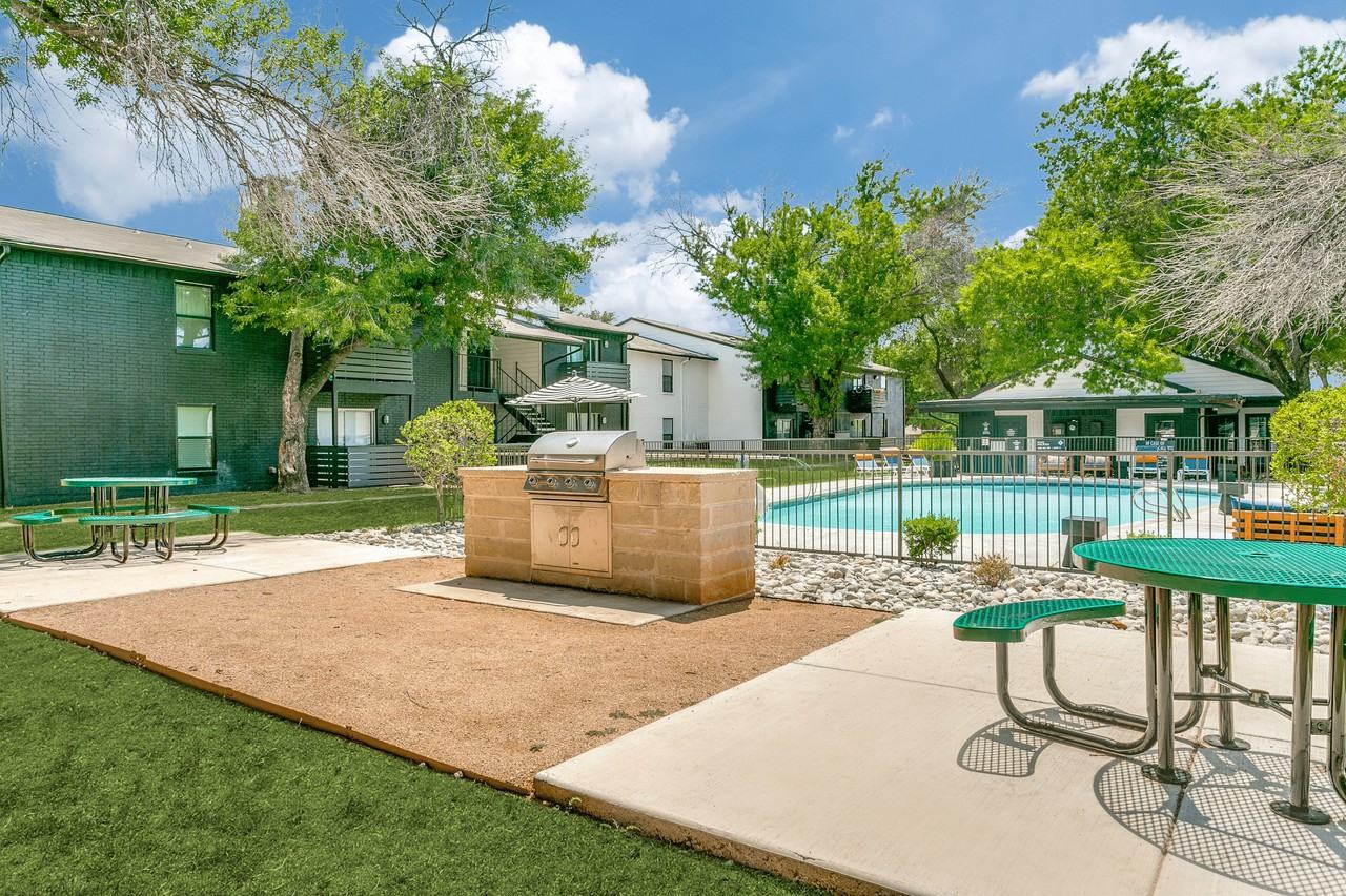 The Holden - Photo 2 of 32