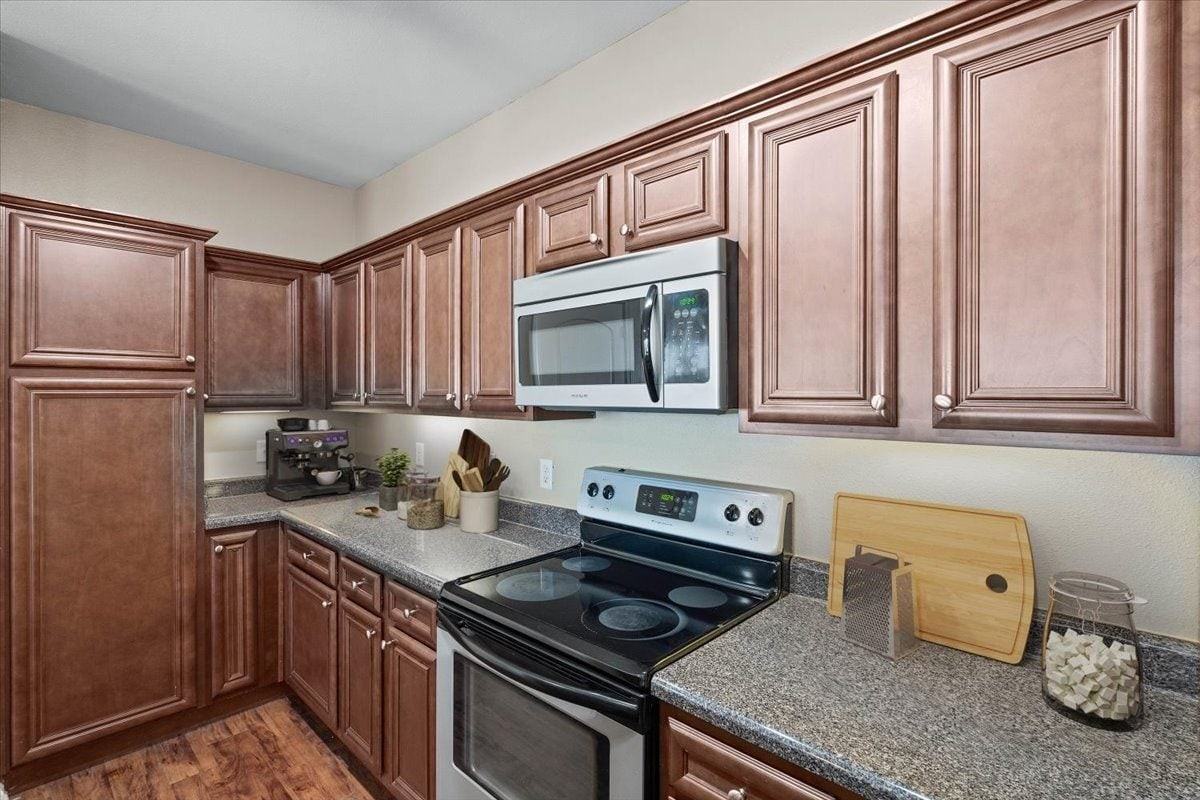 Stonepost Ranch Apartment Homes - Photo 4 of 45