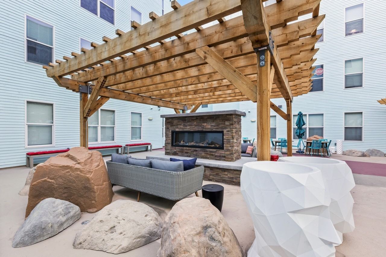 Canyon Flats - Photo 4 of 14