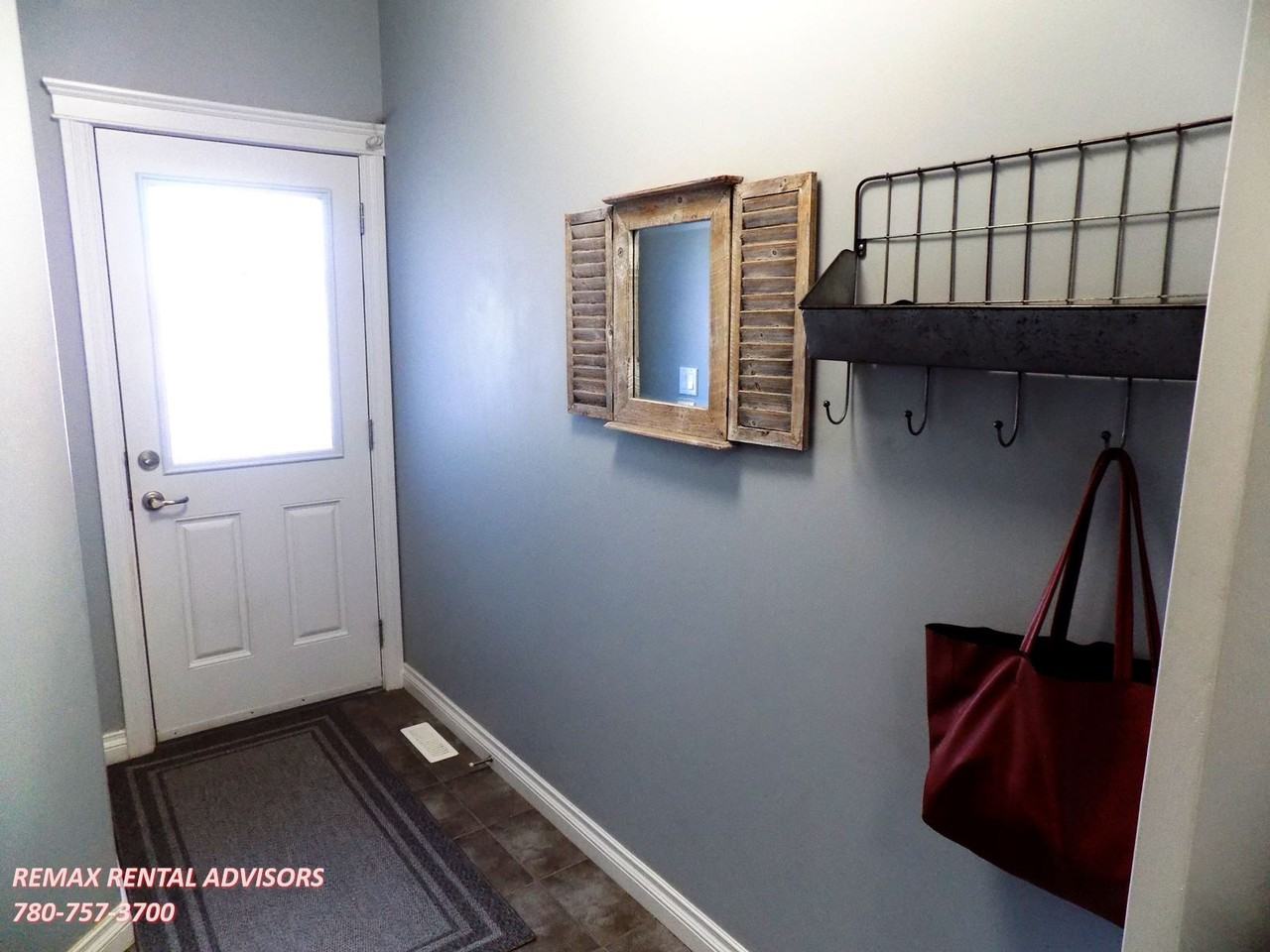 37 Gilmore Way - Photo 2 of 24