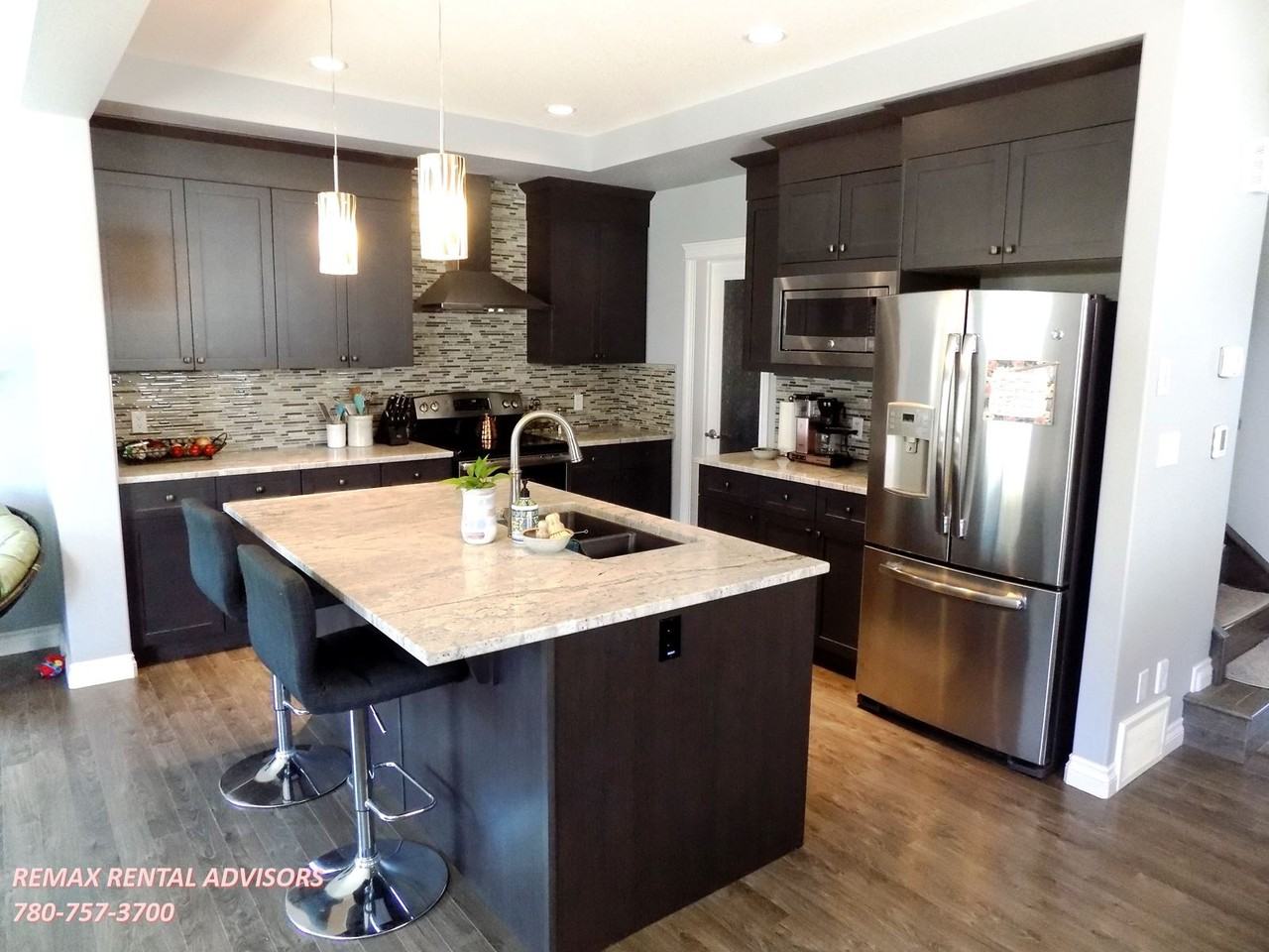 37 Gilmore Way - Photo 3 of 24