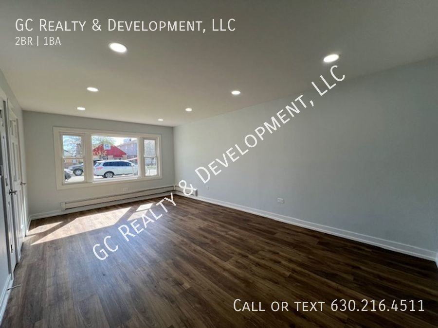 1618 N 43rd Ave - Photo 3 of 25