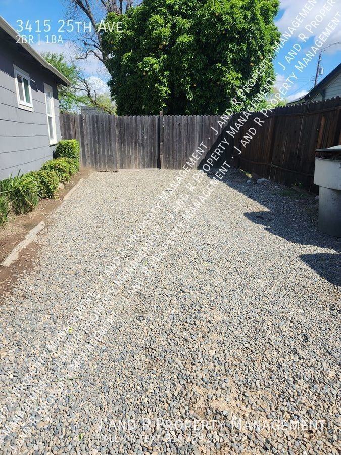 3415 25th Ave - Photo 2 of 19